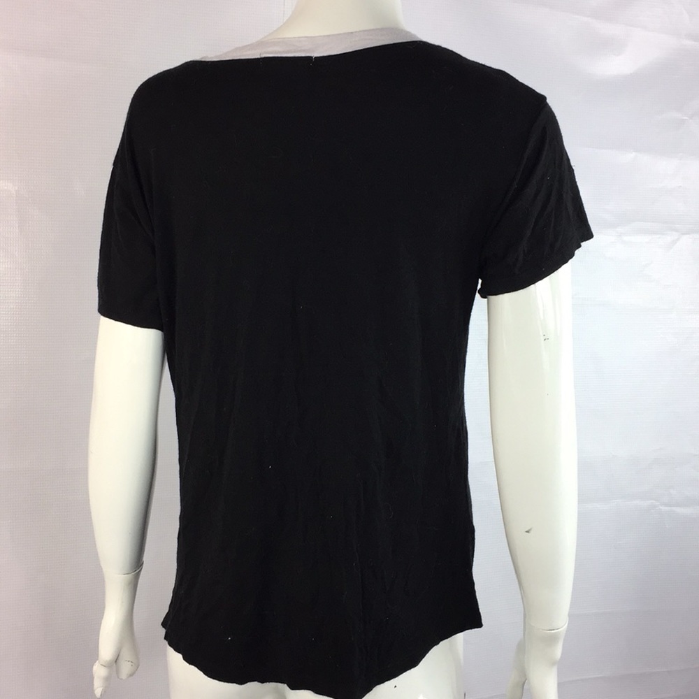 “Real friends” T-shirt